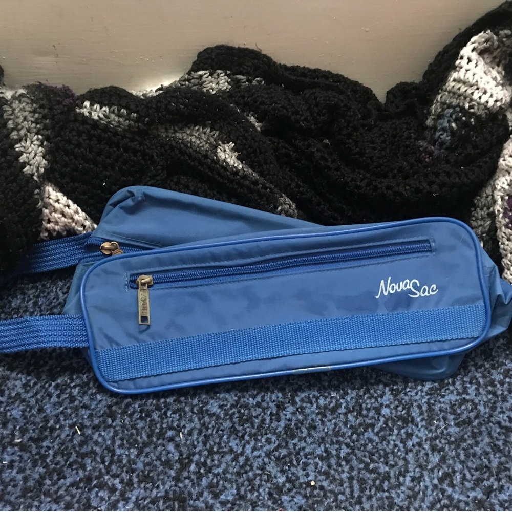 Avon Nova Sac Makeup bag